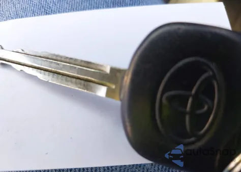 2006 Toyota Corolla S from USA, damaged, VIN 1NXBR32E66Z761976